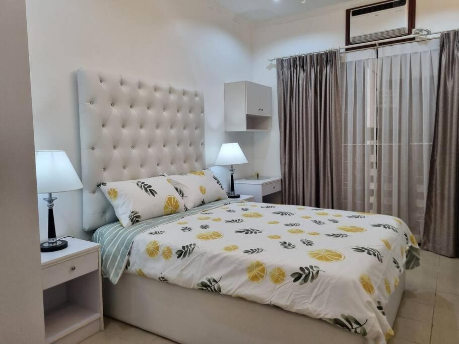 Chic Studio 5 Min Walk To Business Park/ayala *