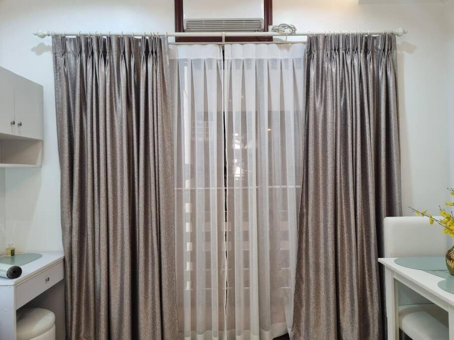 Chic Studio 5 Min Walk To Business Park/ayala Apartment *