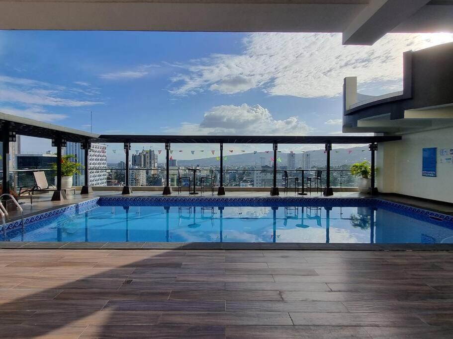 Chic Studio 5 Min Walk To Business Park/ayala * Cebu